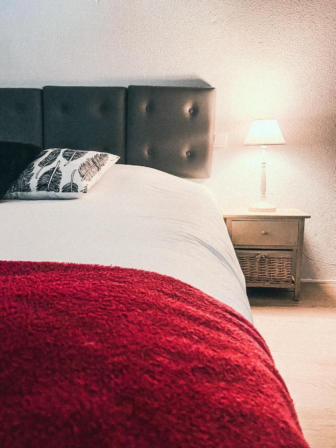 Auberge Des Pins Туретс Екстериор снимка