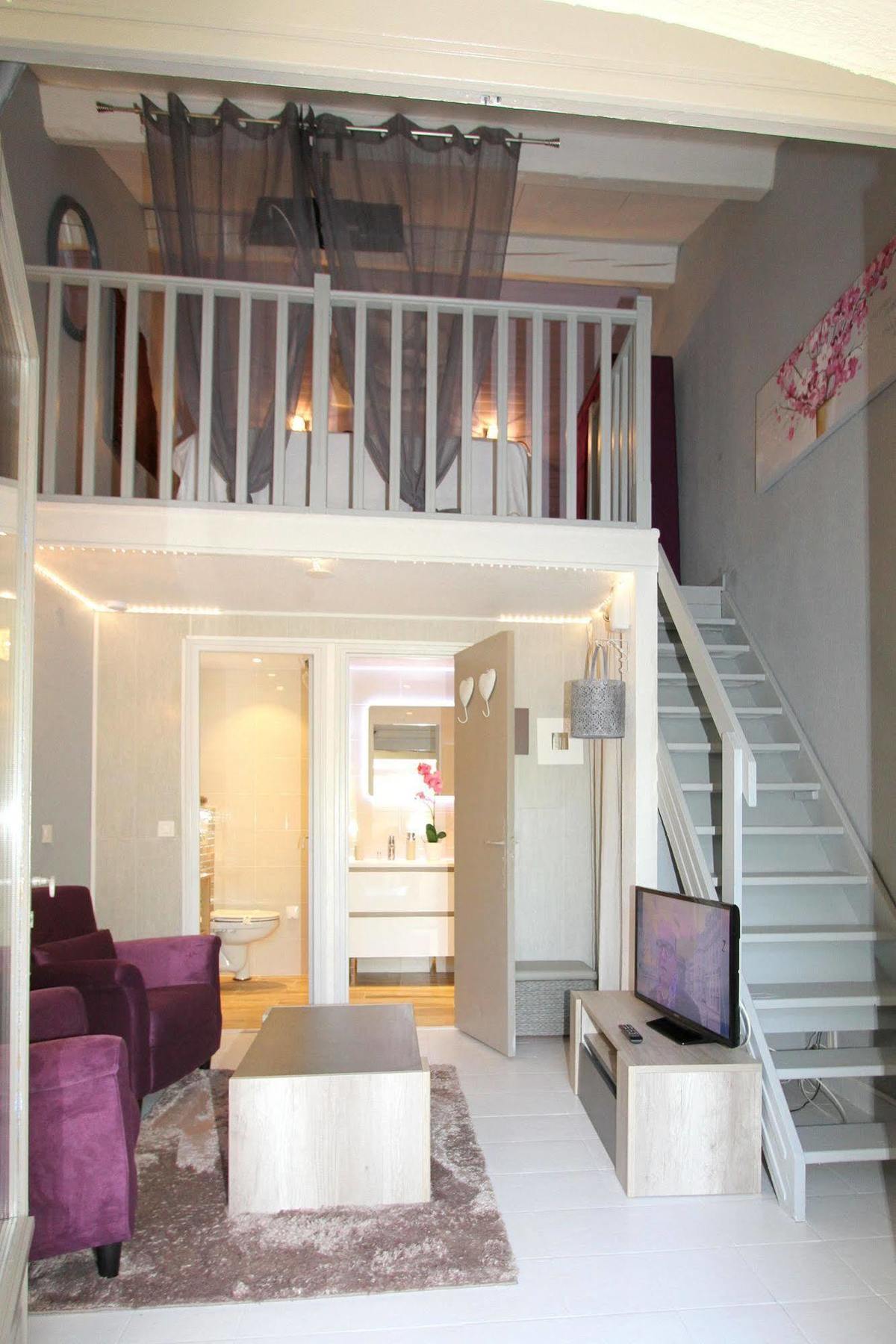 Auberge Des Pins Туретс Екстериор снимка